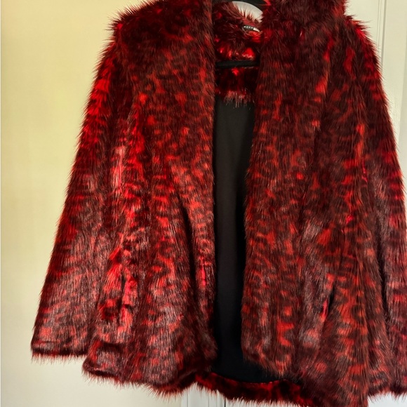 Red leopard faux fur jacket by Natori (rent the runway) size Large - Picture 2 of 10